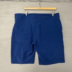 Oakley Golf Shorts Mens 38W Blue Performance Stretch Flat Front Activewear